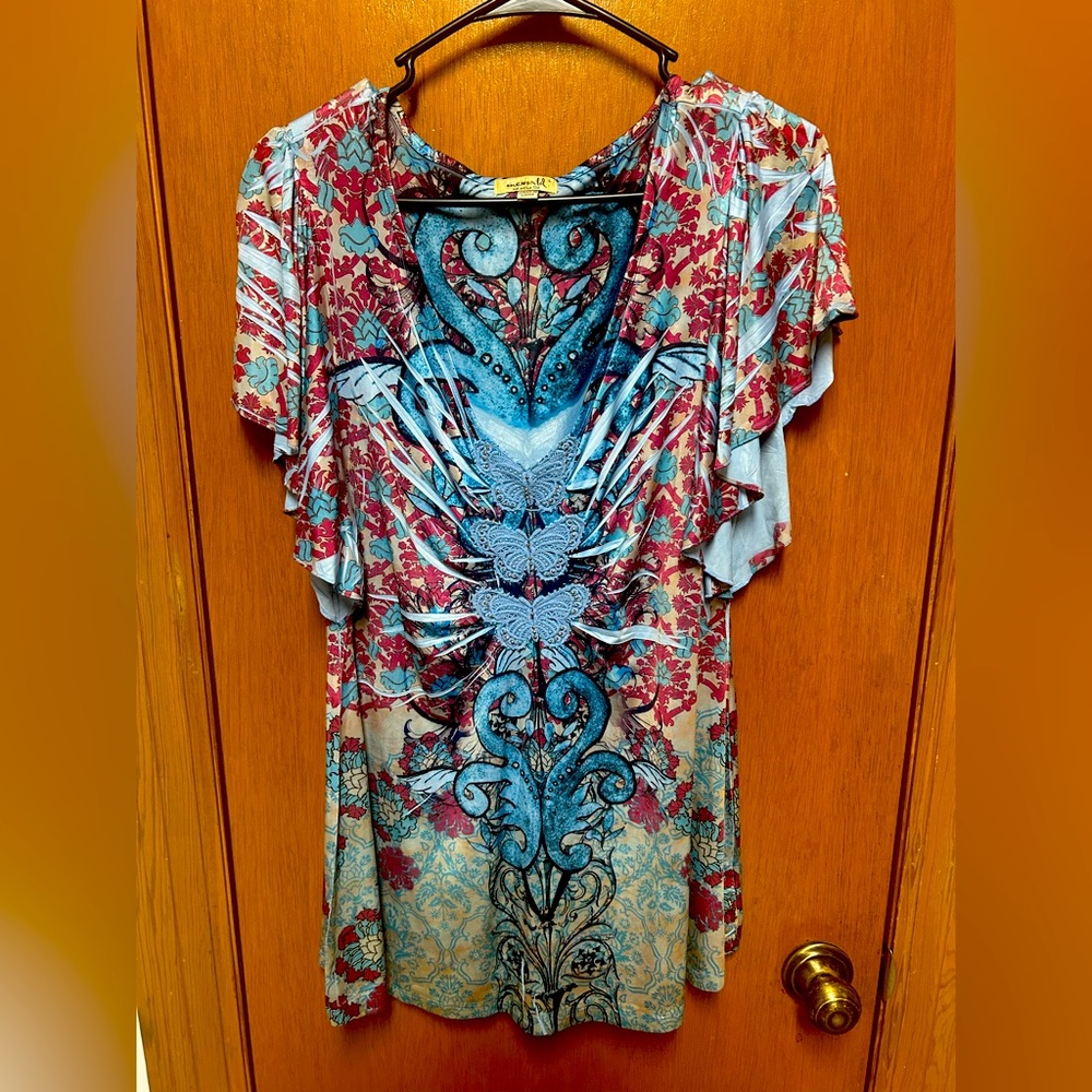 Butterfly top